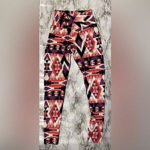 Brand new Aztec print cropped leggings- size S